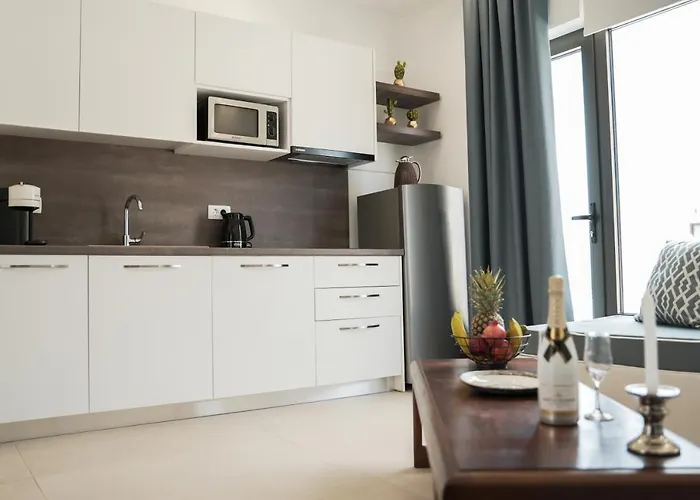 Basilica Kalavria Vila *